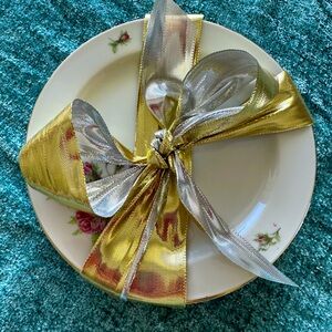 VINTAGE DESSERT/SALAD PLATES 5 ASSORTED